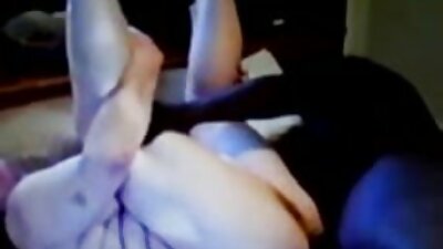 Бомба з дивитись порно онлайн безкоштовно великими сиськами роздягається і мастурбує